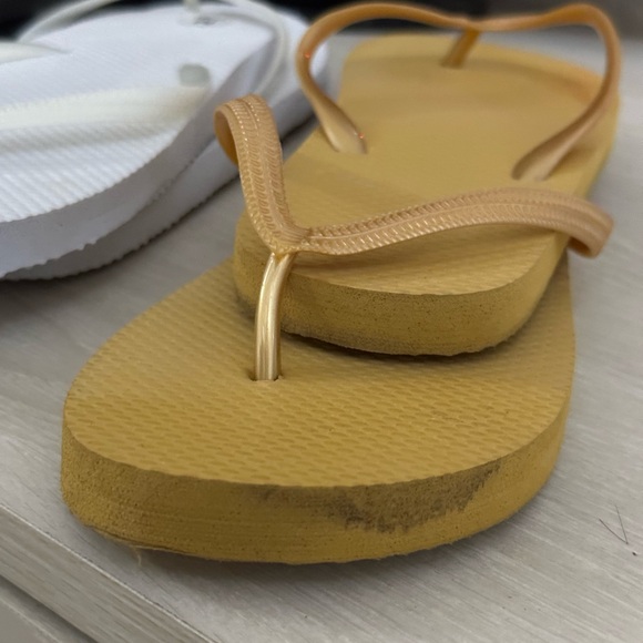 Flip flop set - Picture 3 of 3